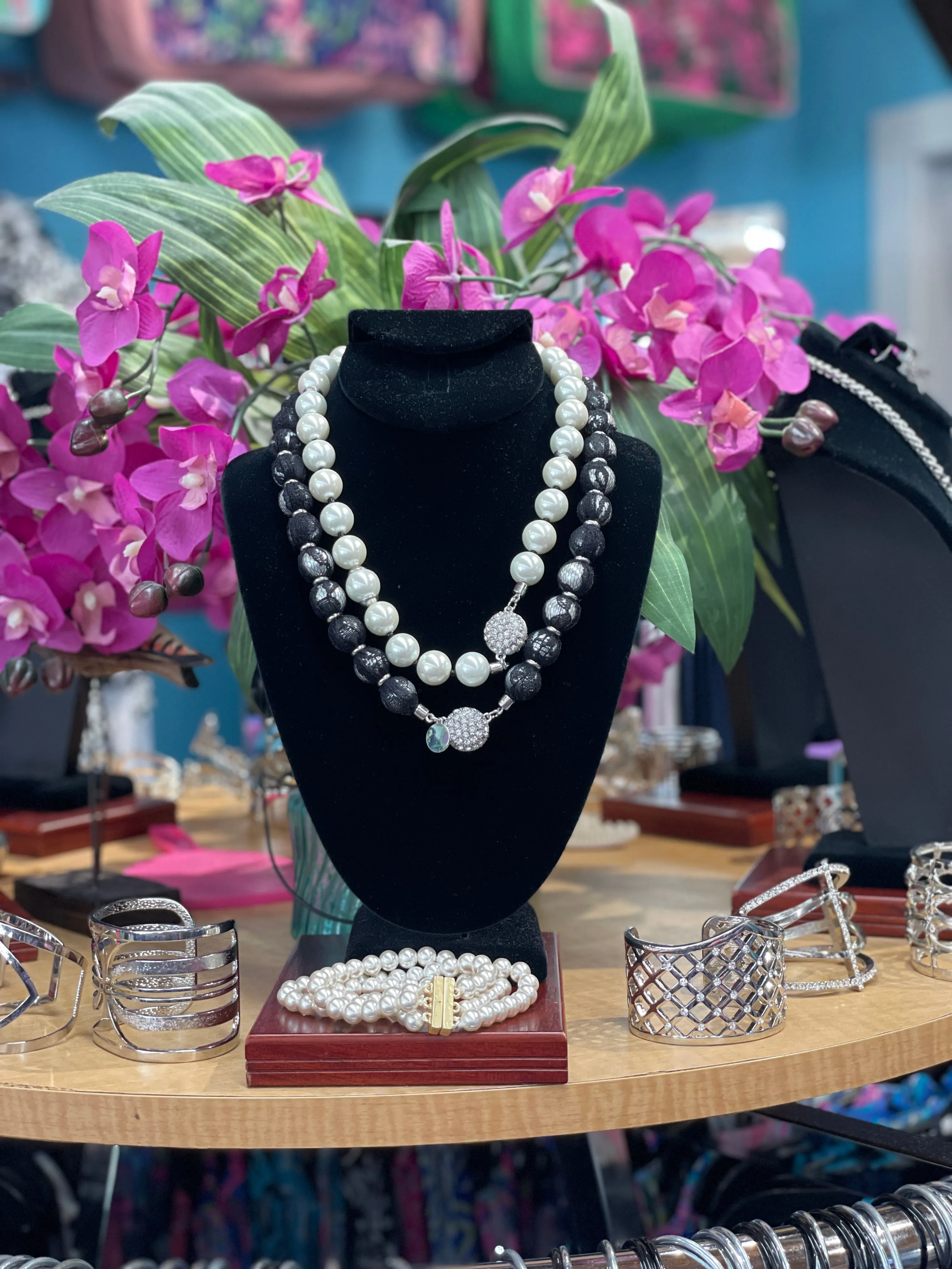 CLASSIC PEARLS
