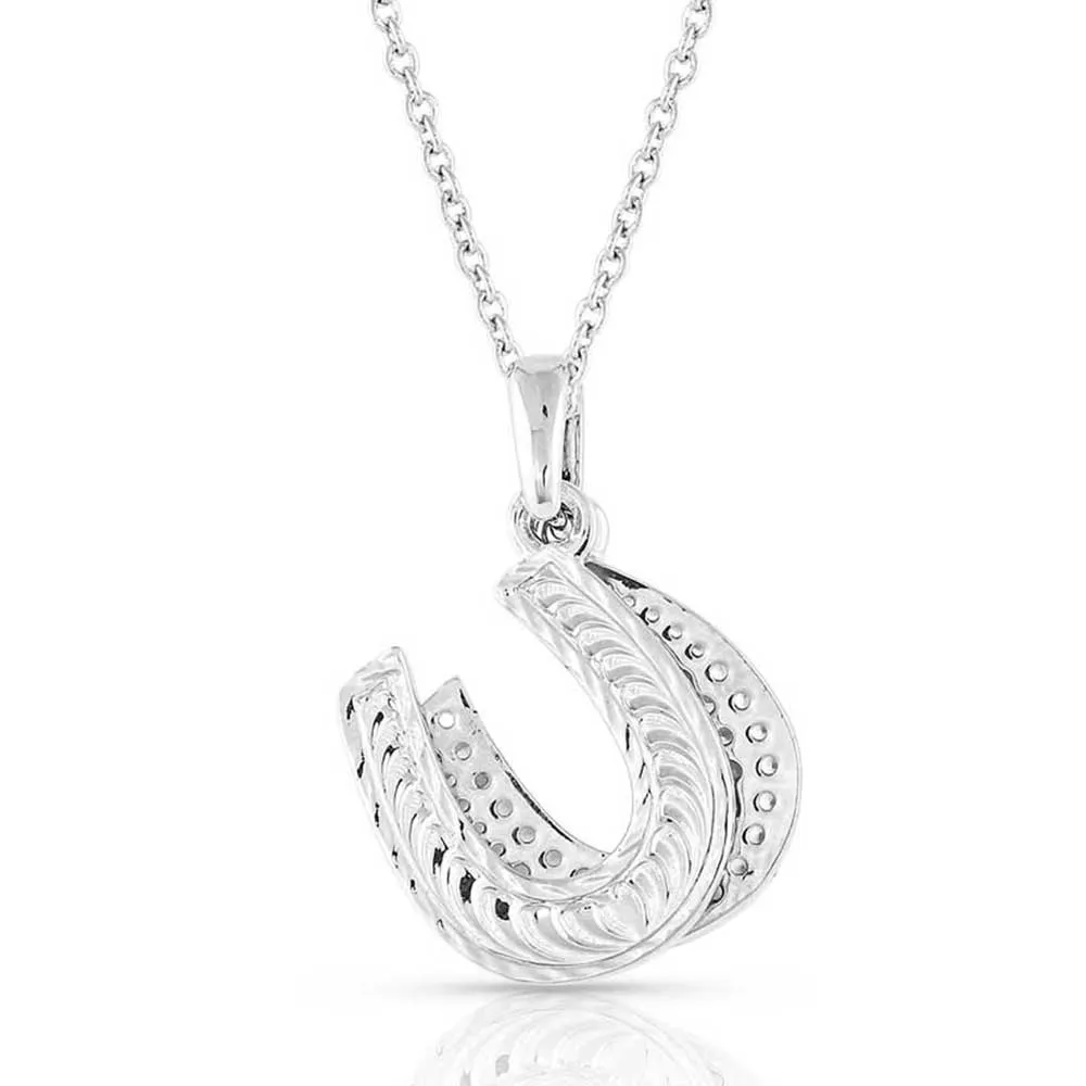 Country Charm Horseshoe Necklace