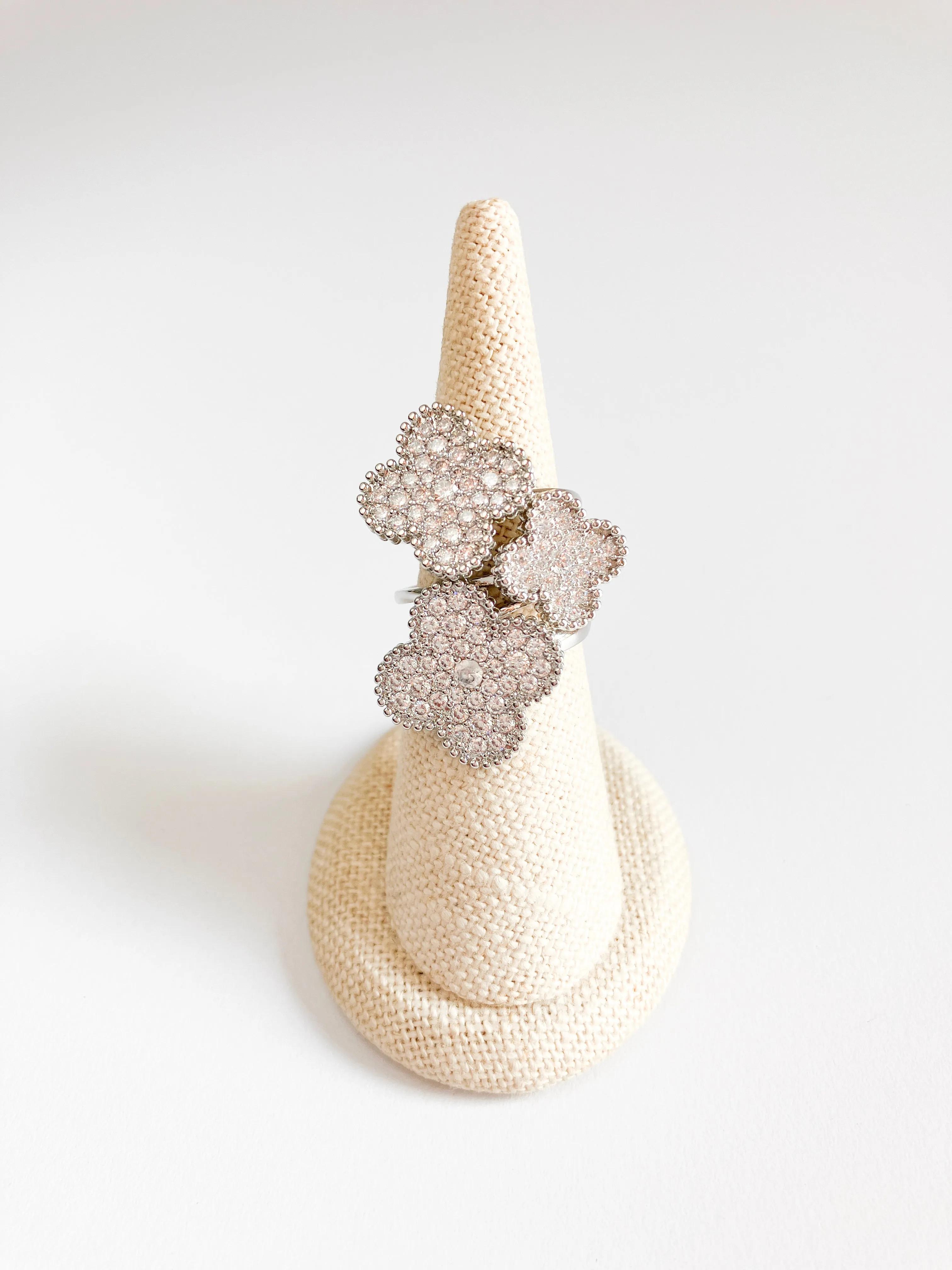 Cubic Zirconia Small Quatrefoil Motif Ring in Silver