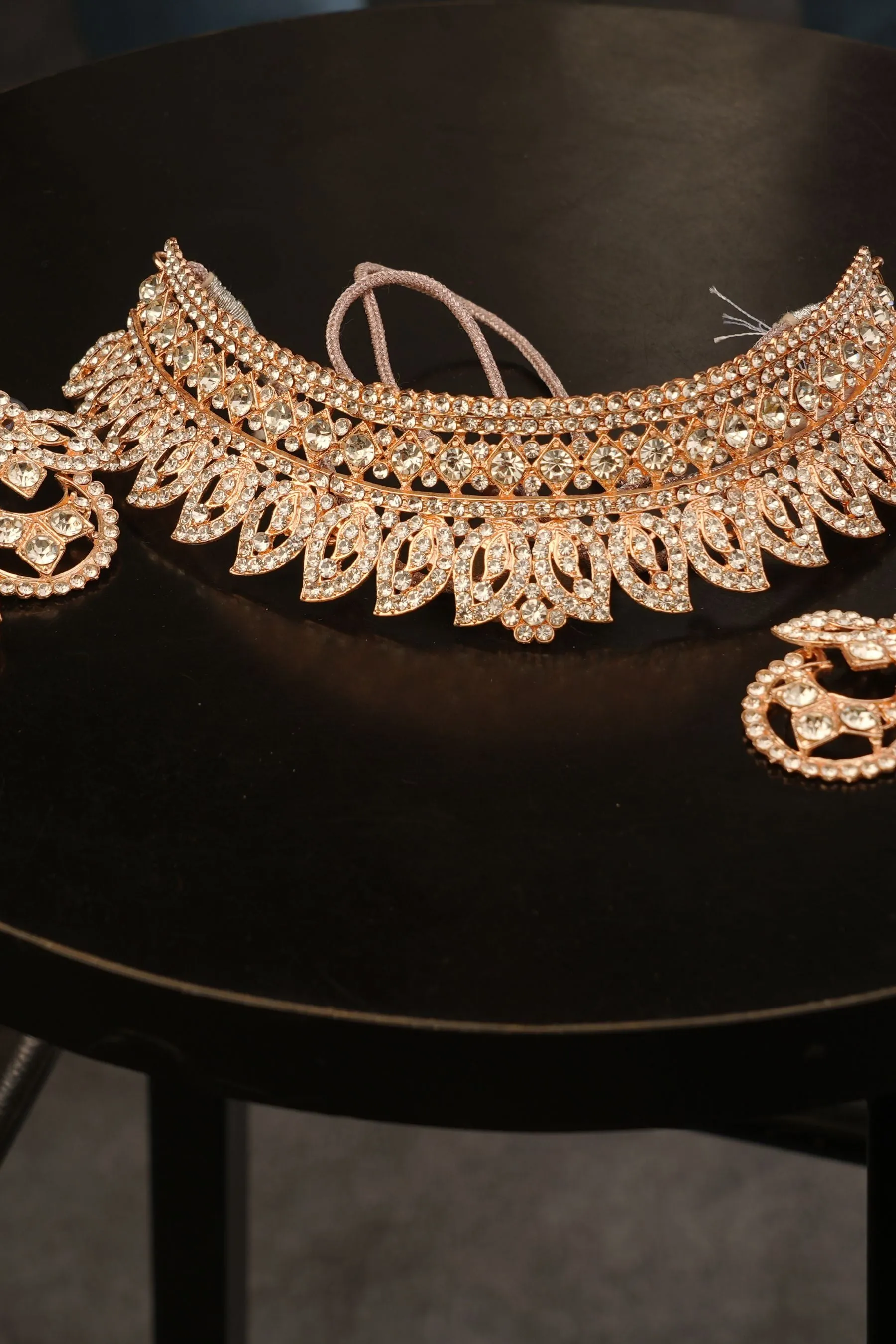 Exquisite Traditional Jewelry Choker Set with Jhumka & Earrings