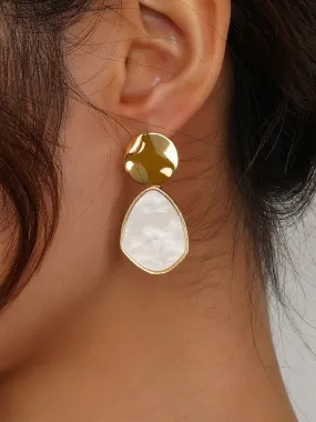 Fashionable and Versatile Pearl Earrings