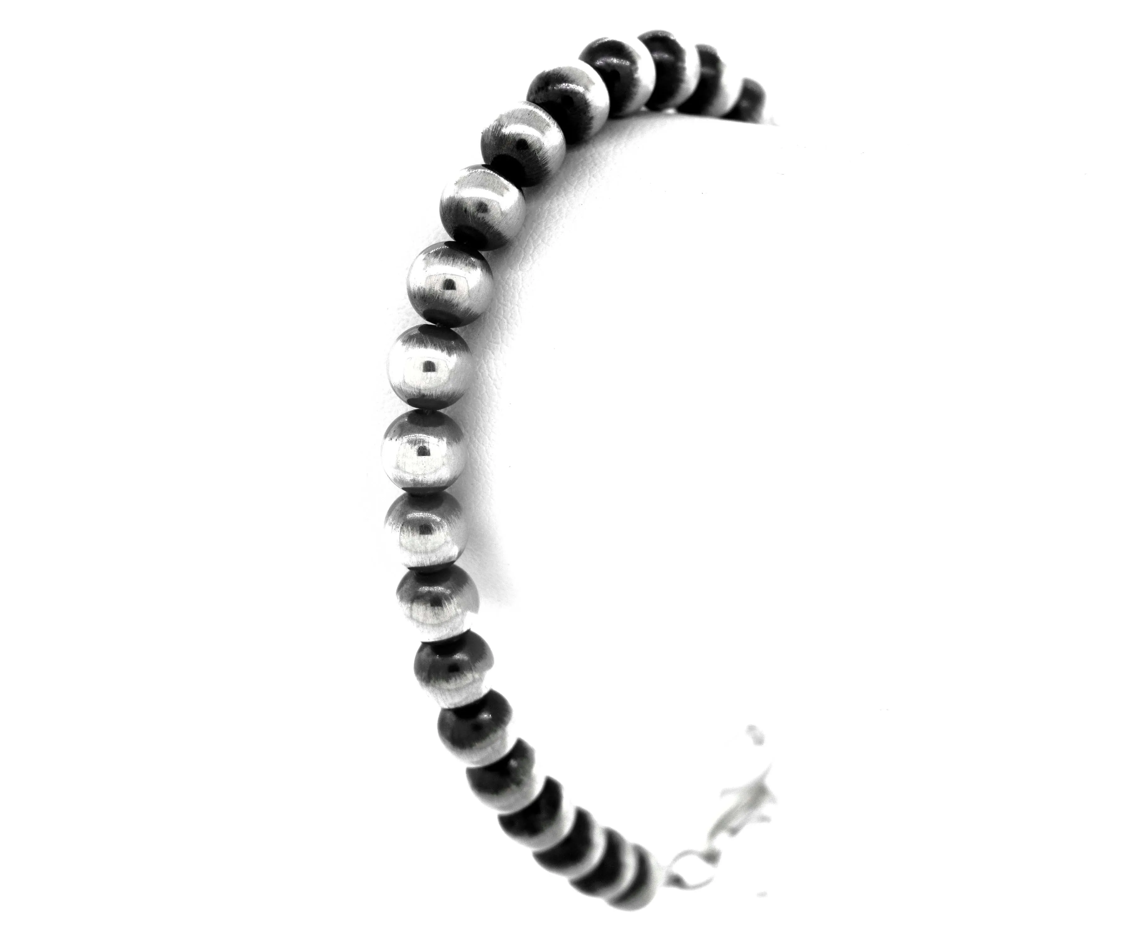 Handcrafted Navajo Pearl Bracelet