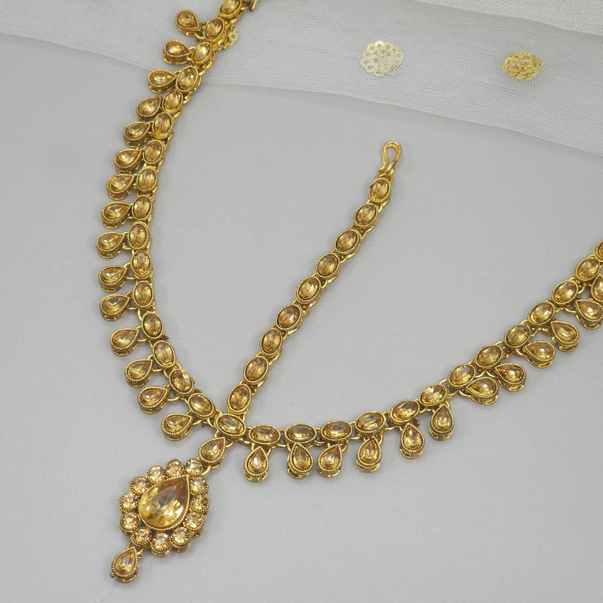 Kundan Stone intricate