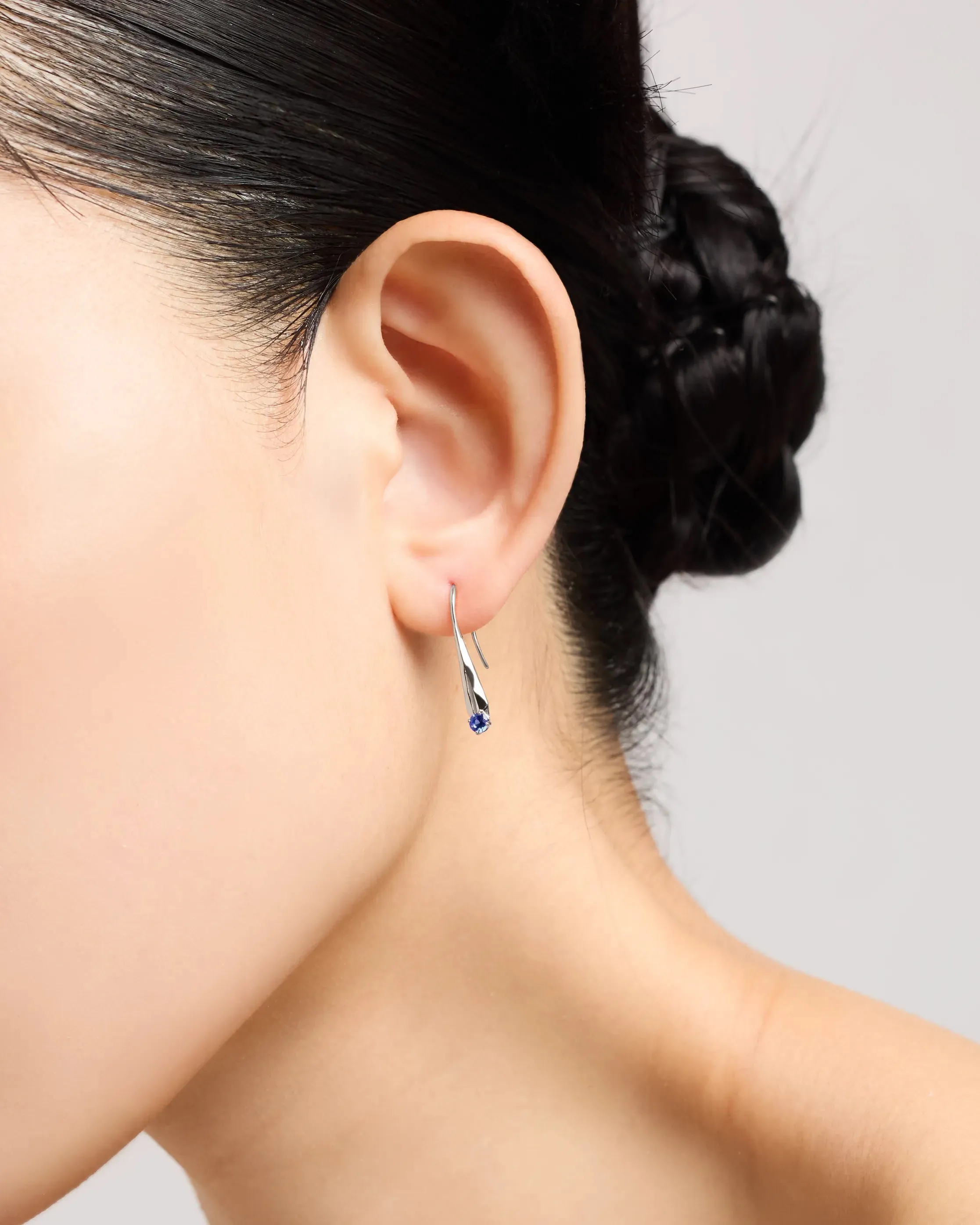 Meteor blue sapphire earrings