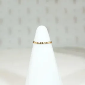 Rosy Gold Deco Engraved Tiny Ring