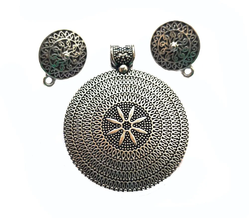Silver German Silver Round Pendant Set