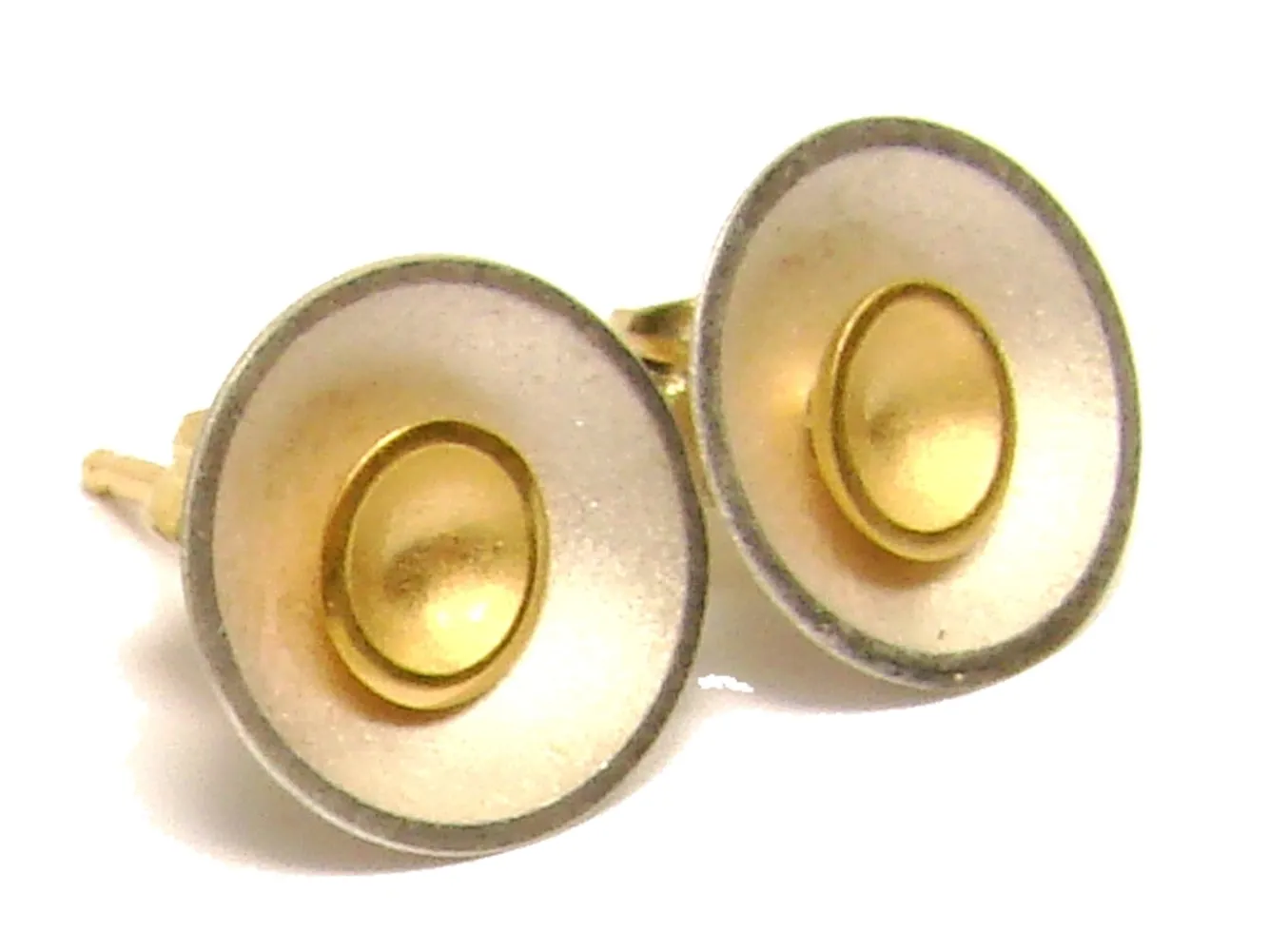 Small Target Studs